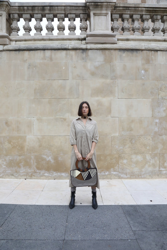Cómo Cuidar y Almacenar tus Vestidos en Invierno