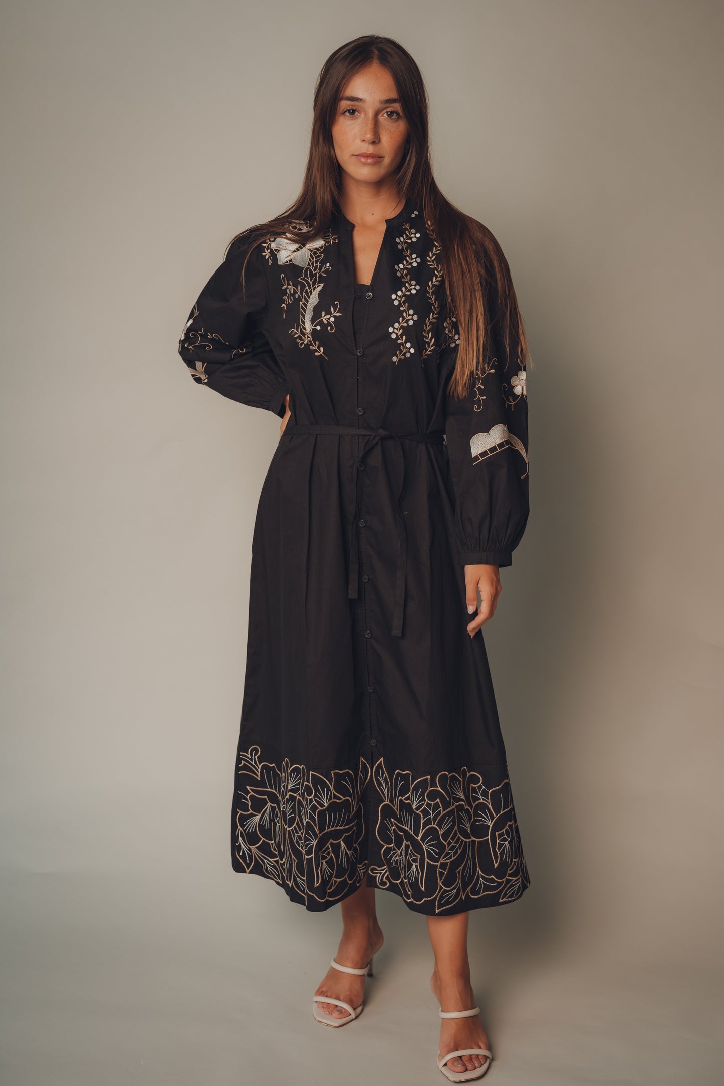 Vestido Dahlia - Vestido Bordado Floral