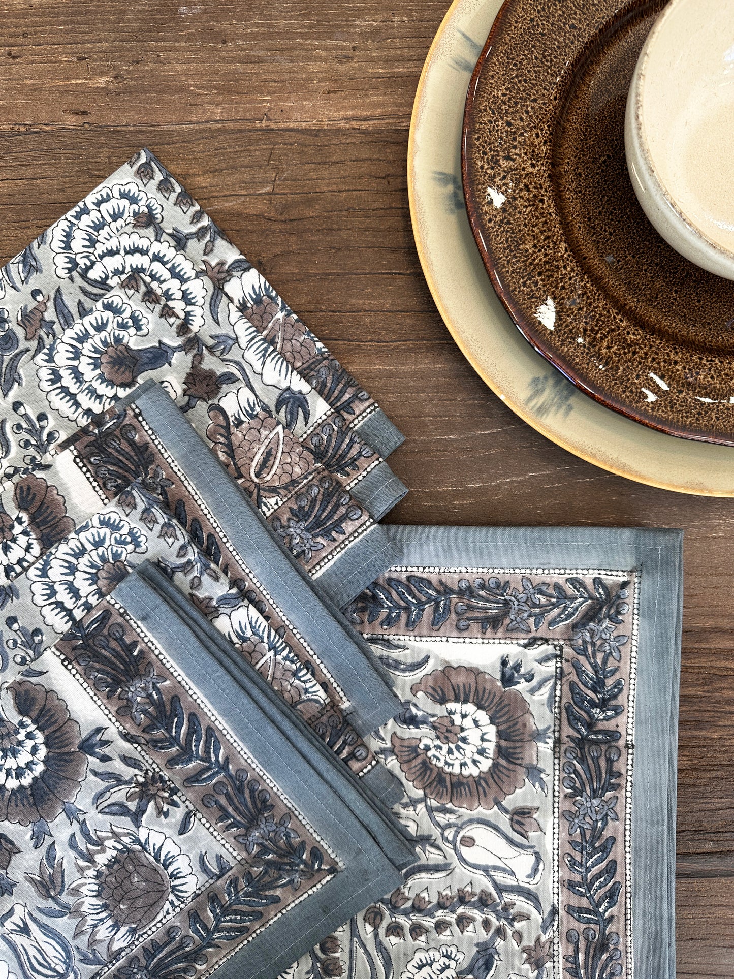 Flor Gris: Manteles Individuales | 6 Servilletas | Juego de Comedor |50x30cm